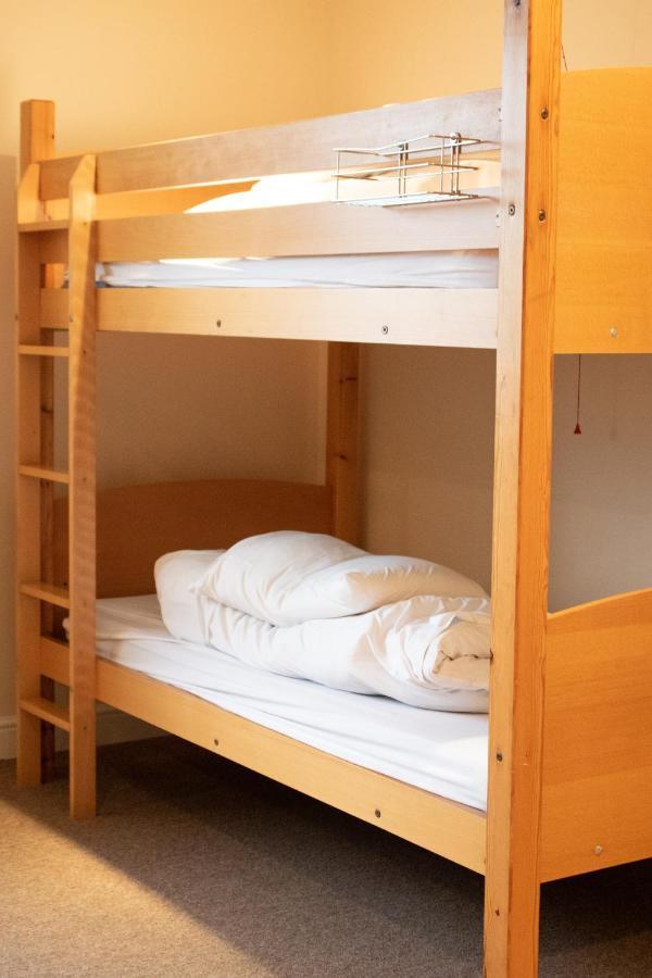 Stonehenge Hostel - Yha Affliated Cholderton Buitenkant foto