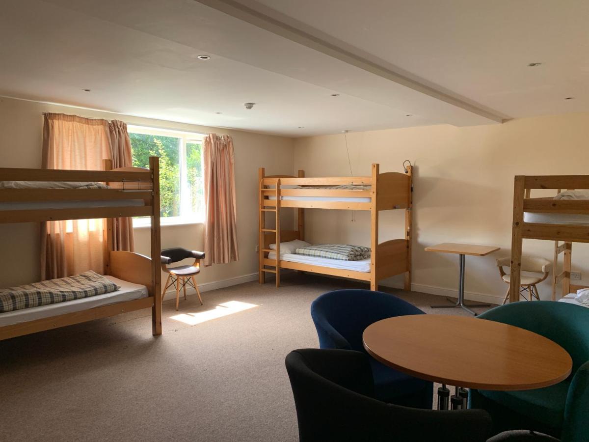 Stonehenge Hostel - Yha Affliated Cholderton Buitenkant foto