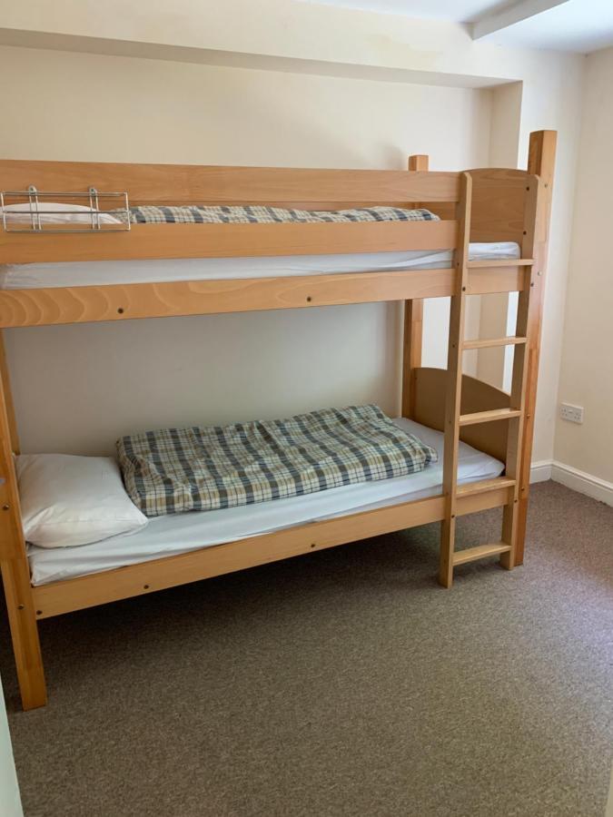 Stonehenge Hostel - Yha Affliated Cholderton Buitenkant foto